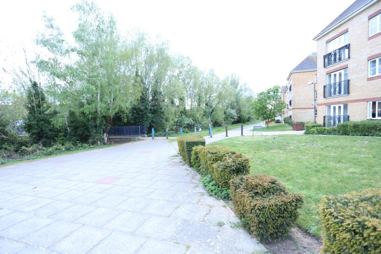 Apartment 2 Bedroom Thamesmead (Greater London)